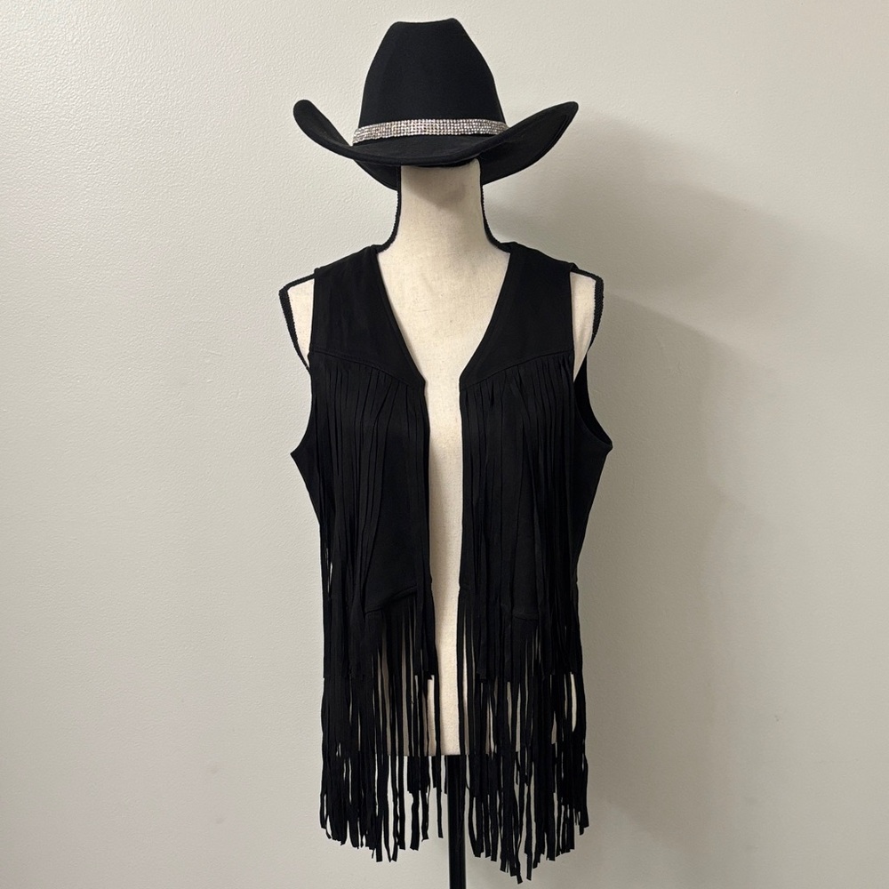 Stylish Black Cowboy Hat with Silver Band and fringe vest set
